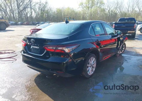 2022 Toyota Camry Le из США, поврежденный, VIN 4T1C11AK4NU058267